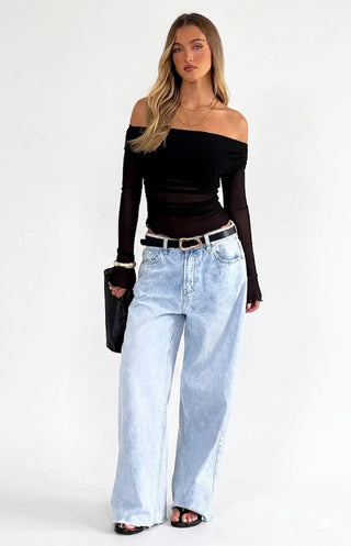 Zwarte crop top van mesh met off-shoulderhals