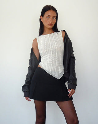 Gionella - Elegante Mouwloze Kanten Top met Asymmetrische Zoom
