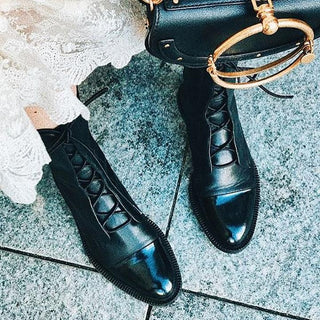 Gabriela | Botas De Cuero Sintético Negro De Alta Calidad