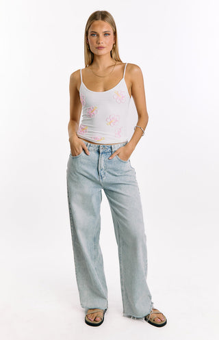 Top blanco con cuentas de Mallorie