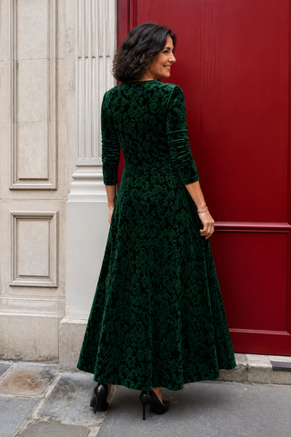 Valeria | Vestido Verde de terciopelo elegante con mangas largas